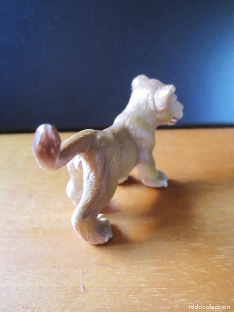 Figuras de goma y PVC: Cachorro de Le&oacute;n (Schleich) - Foto 4