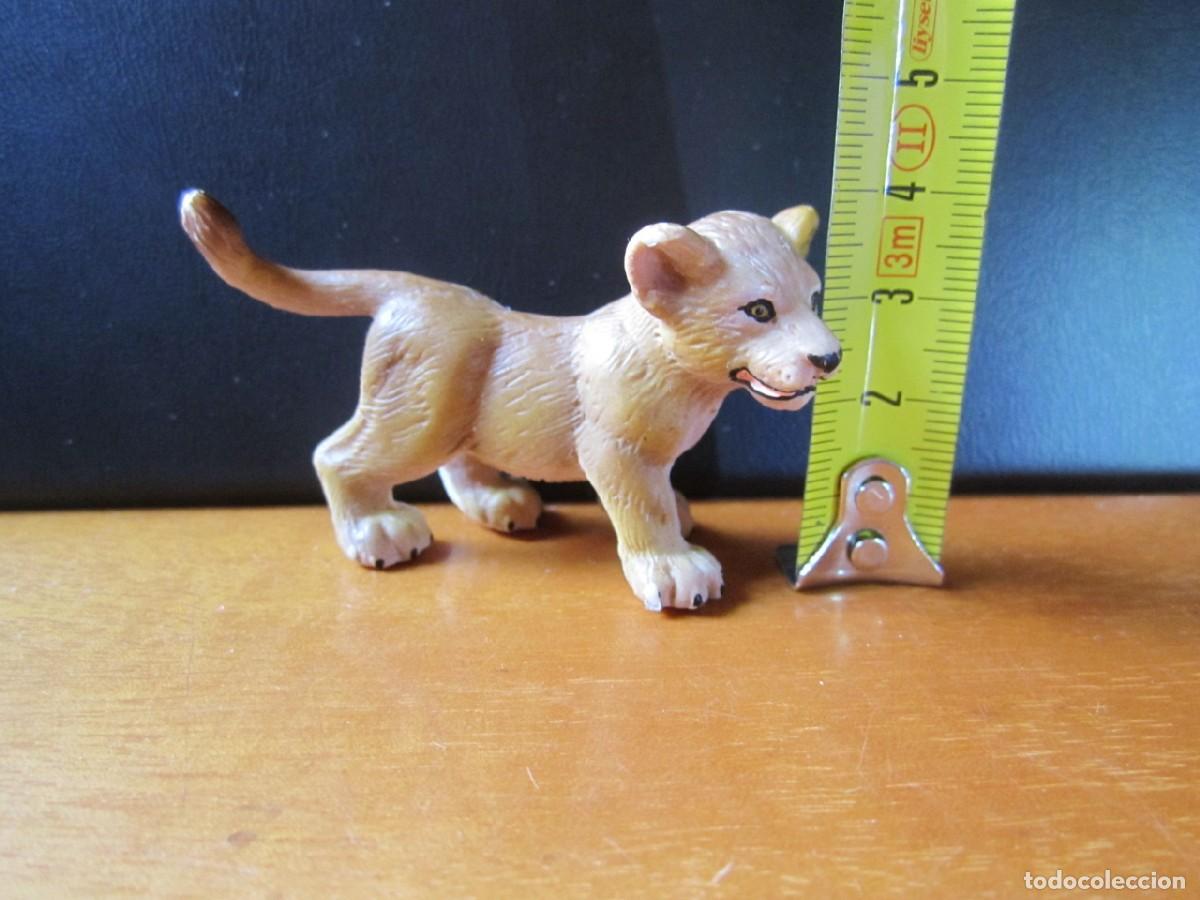 Figuras de goma y PVC: Cachorro de Le&oacute;n (Schleich) - Foto 10