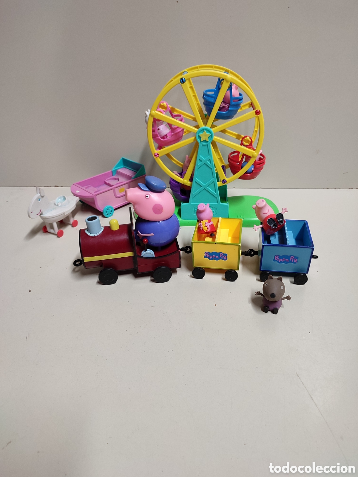 Gummi- und PVC-Figuren: Lote juguetes y figuras PVC de la serie infantil Peppa Pig, Pepa Pig.