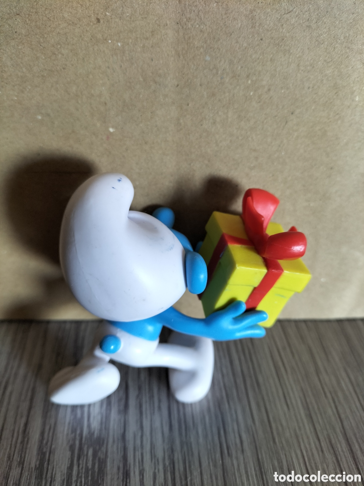 Figuras de goma y PVC: PITUFO con regalo - Foto 2