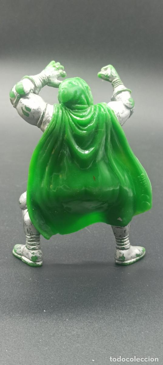 Figuras de goma y PVC: FIGURA DOCTOR DOOM - Foto 2