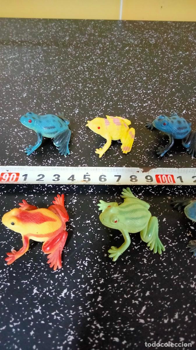 Figuras de goma y PVC: Figuras ranas - Foto 3