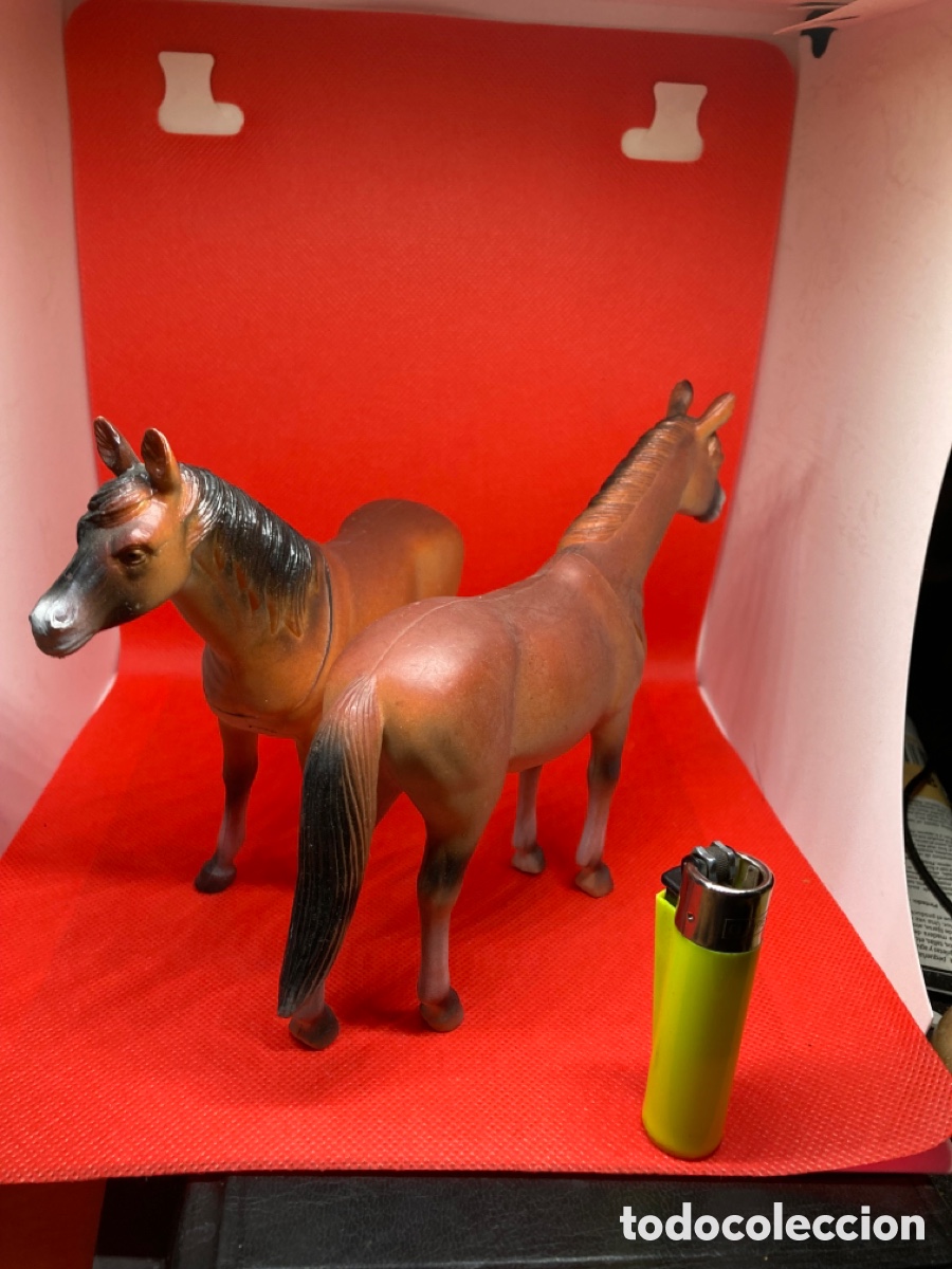 Figuras de goma y PVC: 2 caballos nuevos - Foto 2
