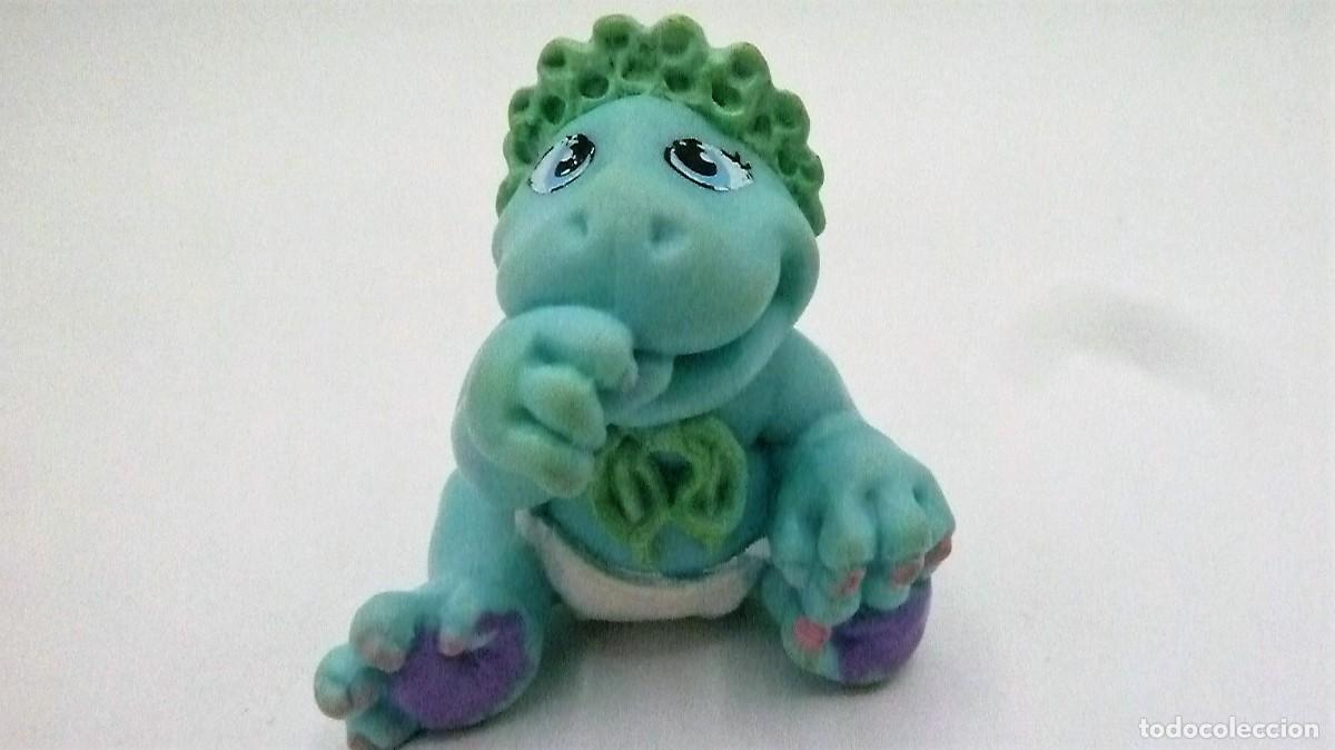 Figuras de goma y PVC: Dinosaurio beb&eacute;. LGT 1992 - Foto 1