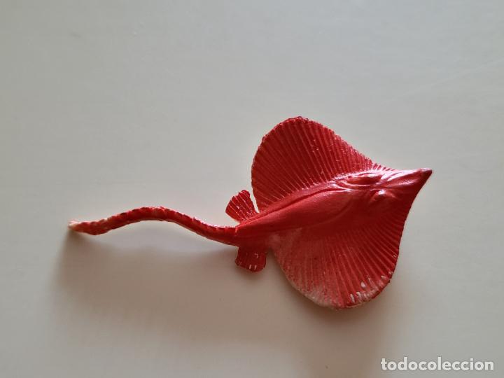 Figuras de goma y PVC: FIGURA PL&Aacute;STICO RAYA - Foto 1