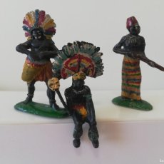 Figuras de Goma y PVC: 3 FIGURAS KAKUANA, 2 EN GOMA Y 1 EN PLÁSTICO, SERIE NEGROS Y SAFARI DE PECH. Lote 396802189