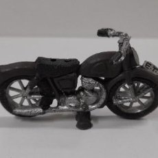 Figuras de Goma y PVC: MOTO . REALIZADA POR TEIXIDO . SERIE DESFILES . ORIGINAL AÑOS 50 / 60