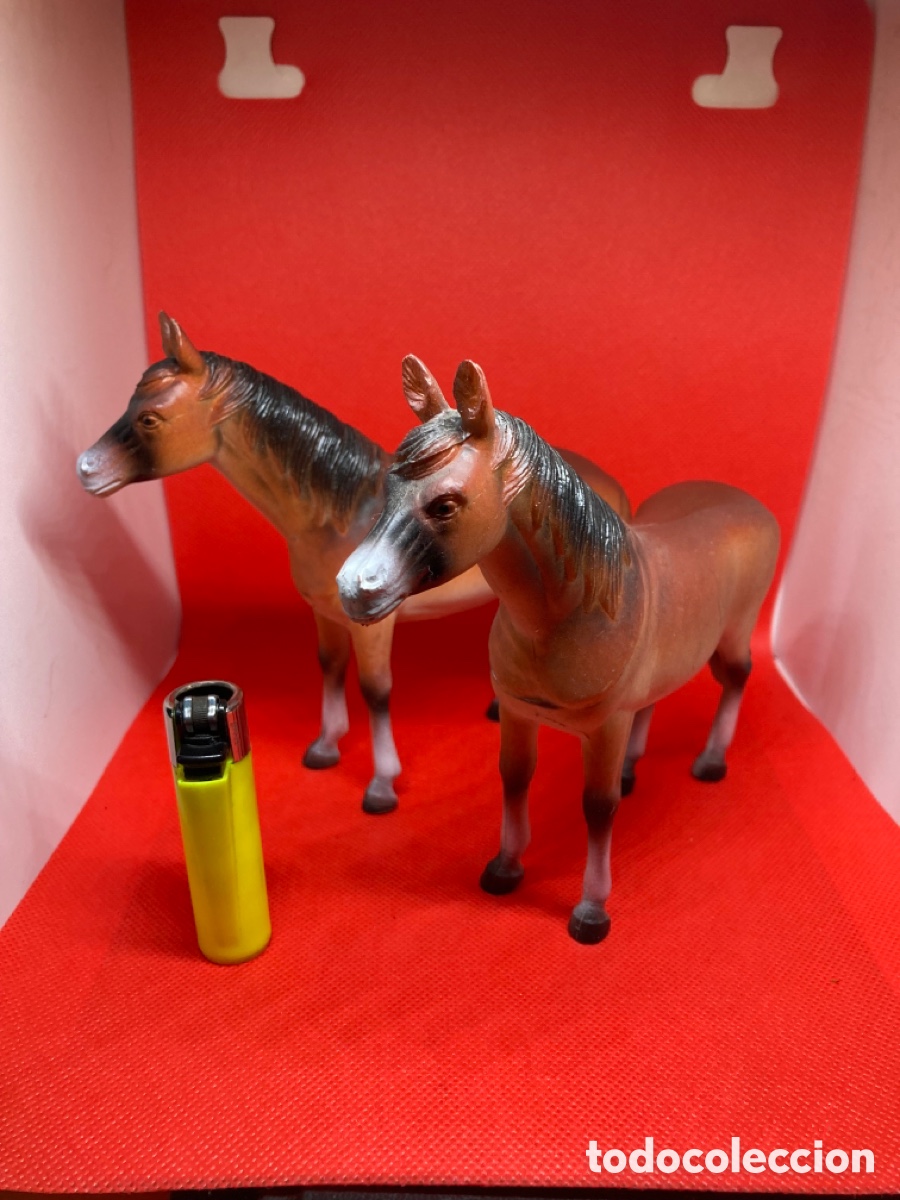 Figuras de goma y PVC: 2 figuras de Caballo nuevos - Foto 1