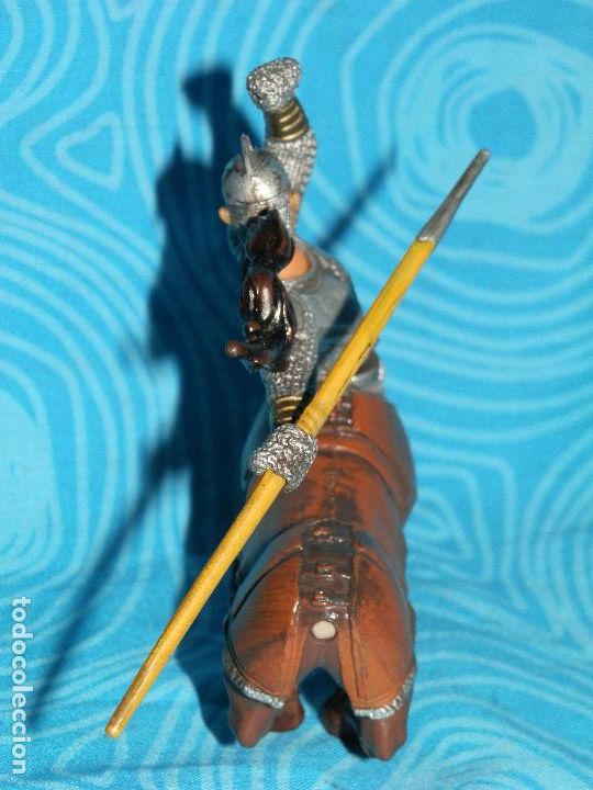 Figuras de goma y PVC: CENTAURO - Foto 7