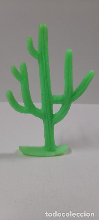 Figuras de goma y PVC: CACTUS . COMPLEMENTO PARA DECORADO DEL OESTE - Foto 1