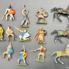 Figuras de Goma y PVC: CABALLEROS DEL REY ARTURO.EN GOMA. SERIE COMPLETA. Lote 402268949