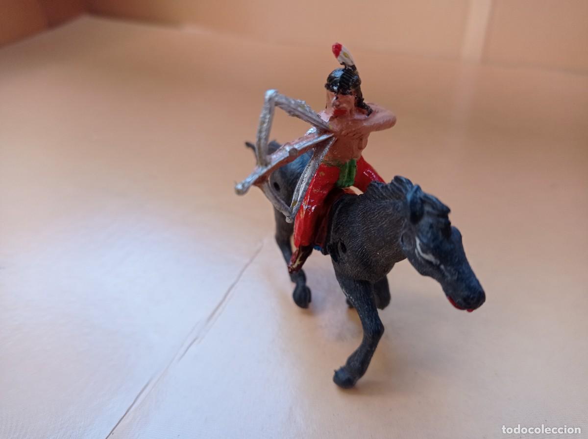 Figuras de goma y PVC: Indio y caballo de comansi - Foto 1