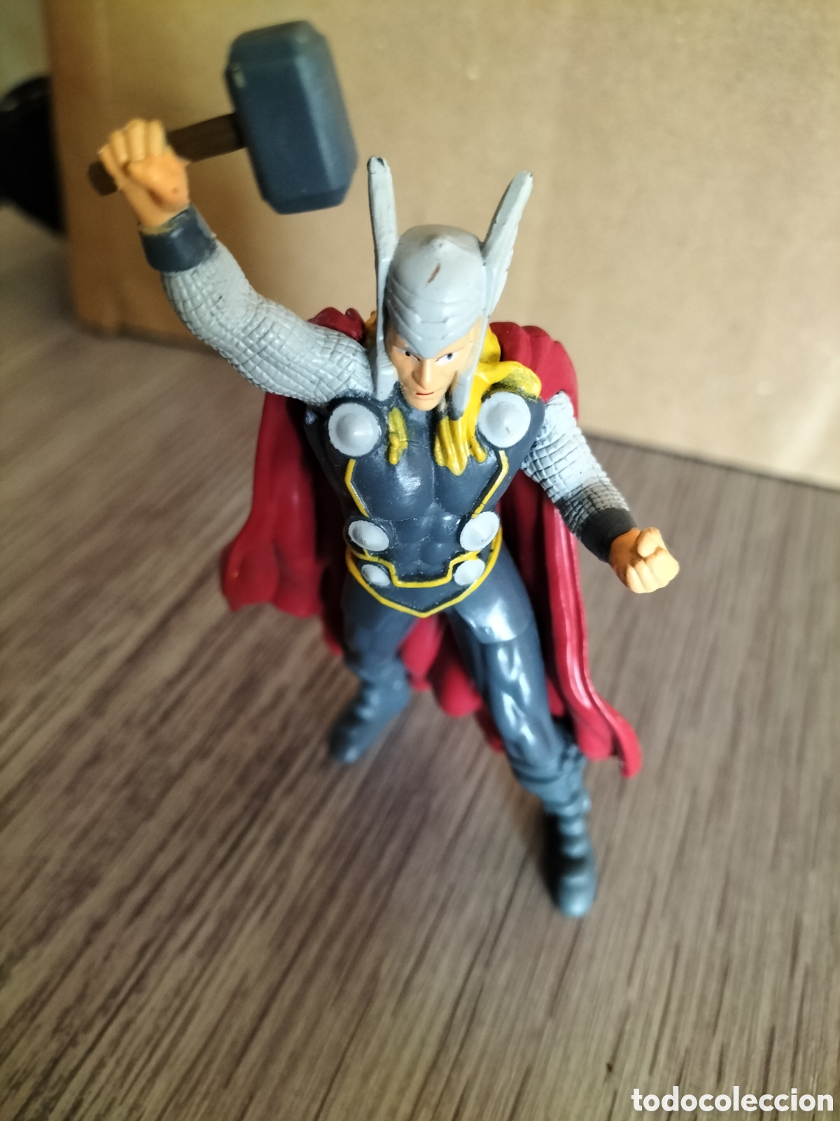 Figuras de goma y PVC: THOR - Foto 1