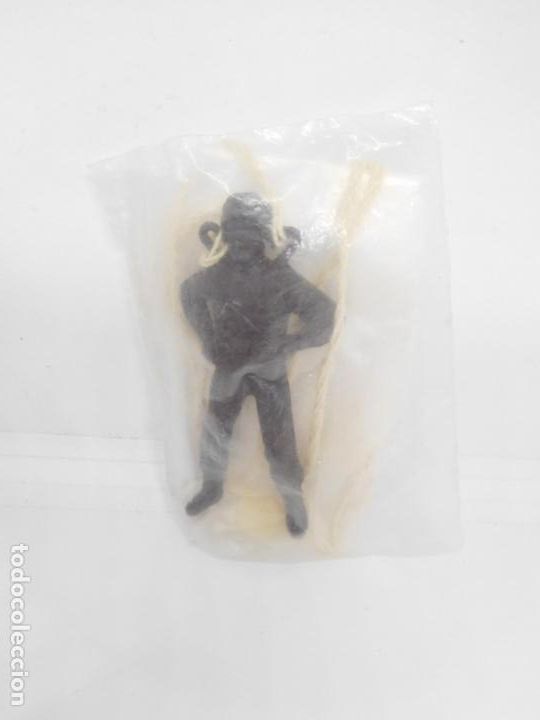 Figuras de goma y PVC: ANTIGUO PARACAIDISTA A&Ntilde;OS 70 NUEVO NUNCA JUGADO. PARACAIDAS BLANCO. KIOSKO. ULTIMA UNIDAD