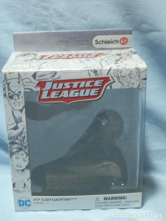 Figuras de goma y PVC: CATWOMAN DE SCHLEICH - Foto 5