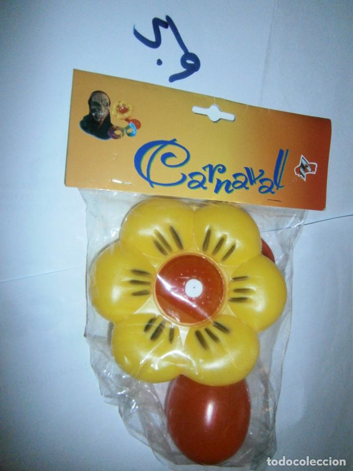 Rubber and PVC Figures: GRAN FLOR BROMA CON CHORRO DE AGUA