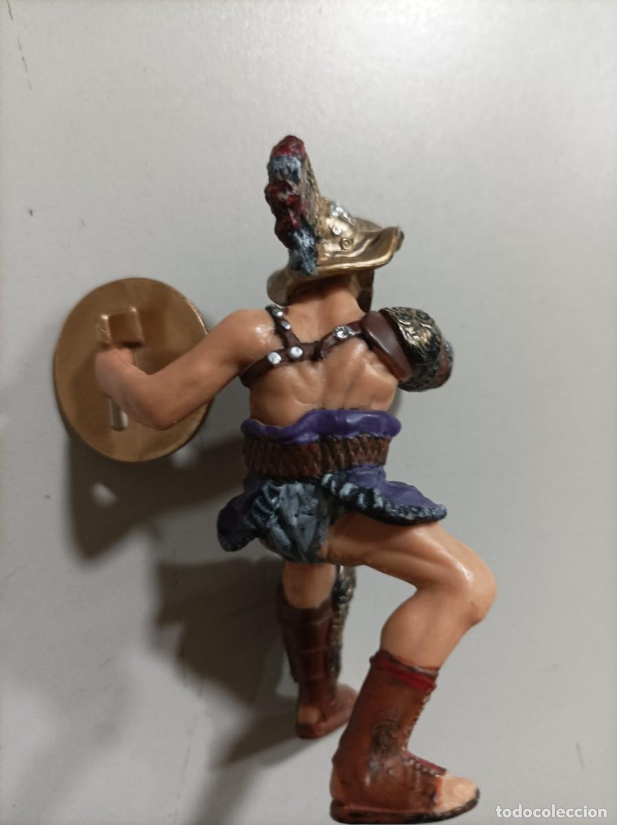 Figuras de goma y PVC: FIGURA DE JUGUETE GUERRERO - Foto 3