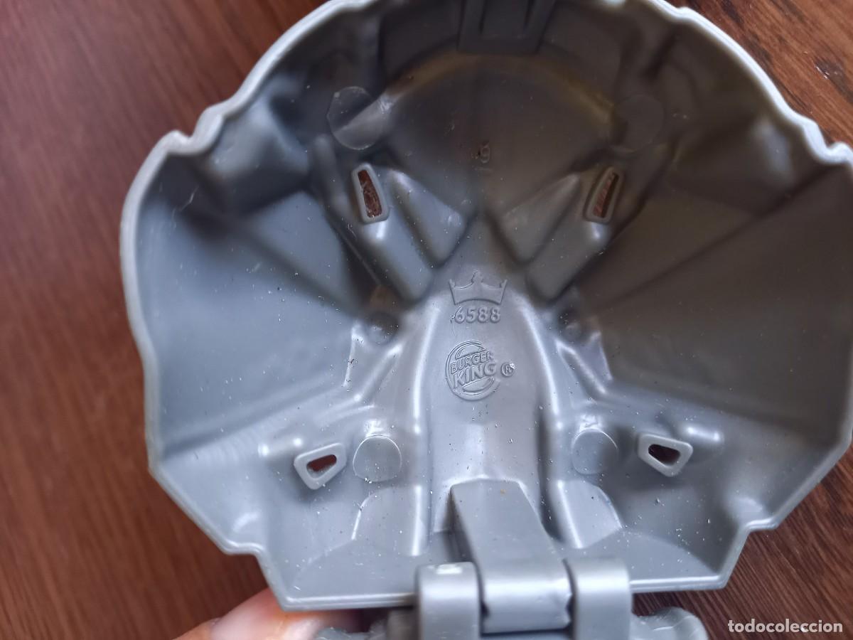 Figuras de goma y PVC: figura de pl&aacute;stico de burger King, Transformers. - Foto 4