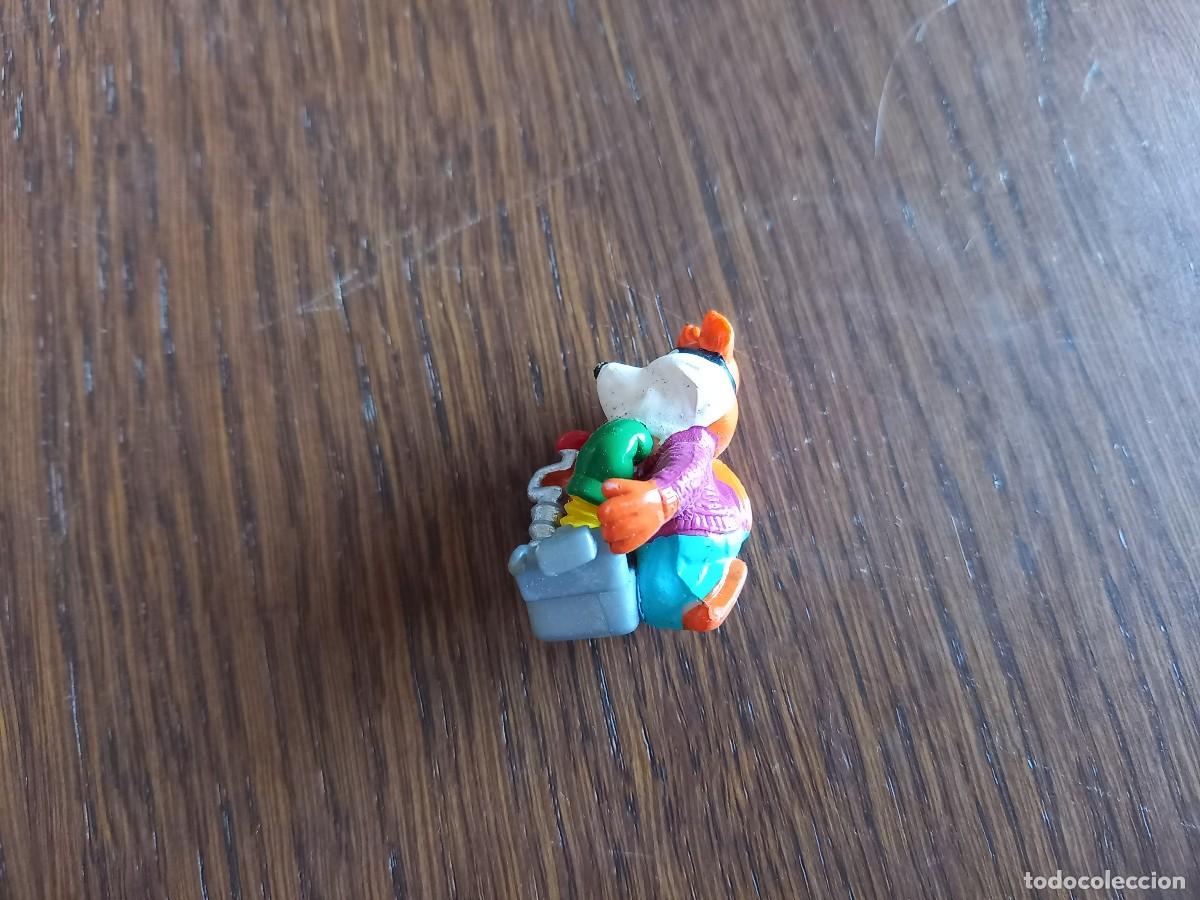 Figuras de goma Kinder: figura de kinder, Ferrero. - Foto 2