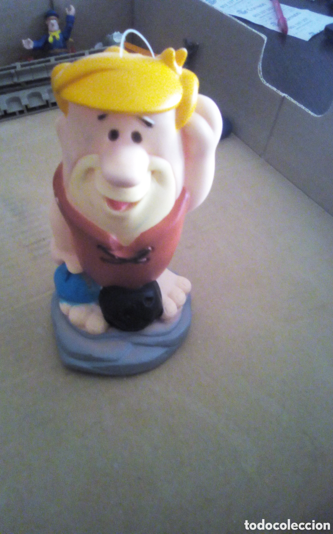 Figuras de goma y PVC: Mu&ntilde;eco de goma Pablo M&aacute;rmol. Extoy Ward 1998. Hanna Barbera. Con ventosa para colgar, sin pito.
