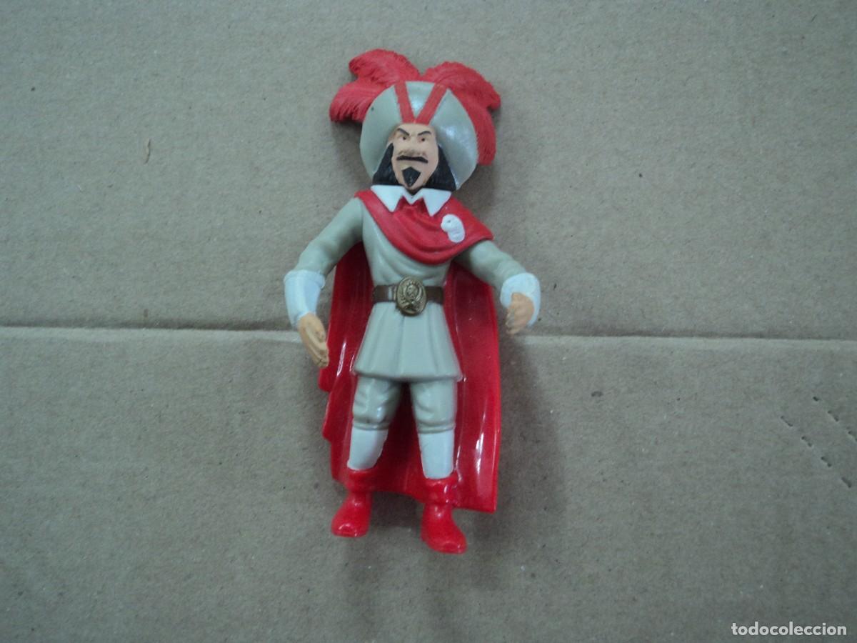 Mu&ntilde;eco pl&aacute;stico - juguete