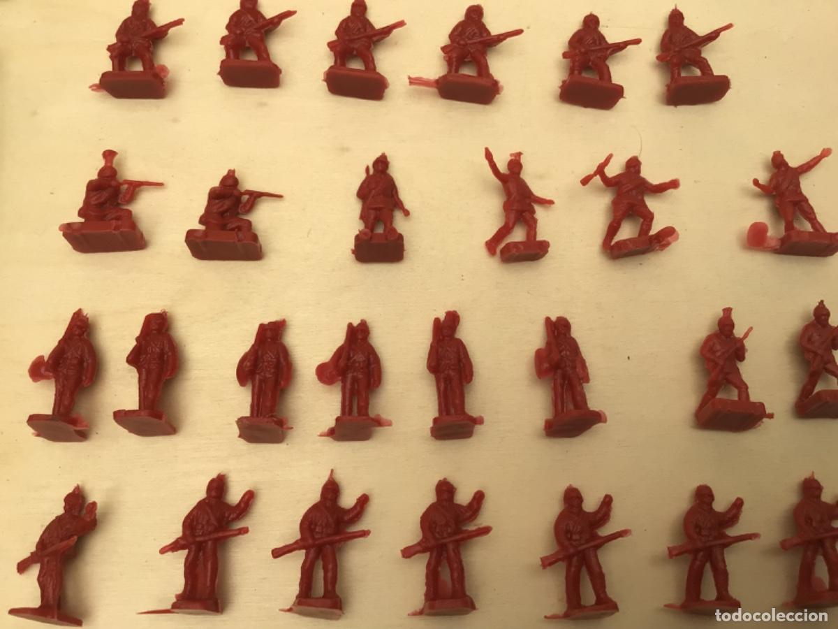 Figuras de goma y PVC: Montaplex comando ruso granate + tanque - Foto 3