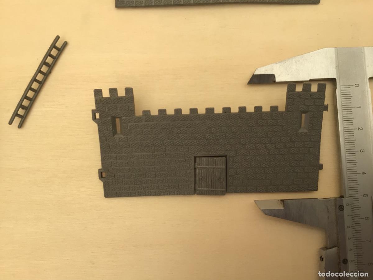 Figuras de goma y PVC: Montaplex castillo medieval - Foto 7