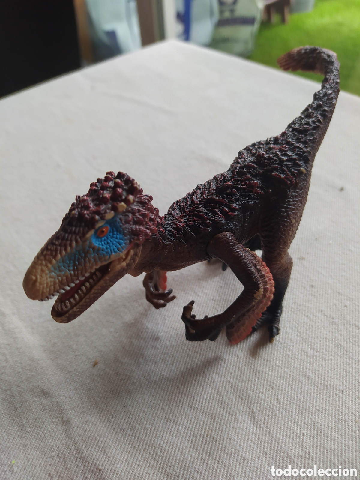 Figuras de goma y PVC: Figura Dinosaurio Utharaptor Schleich - Foto 1