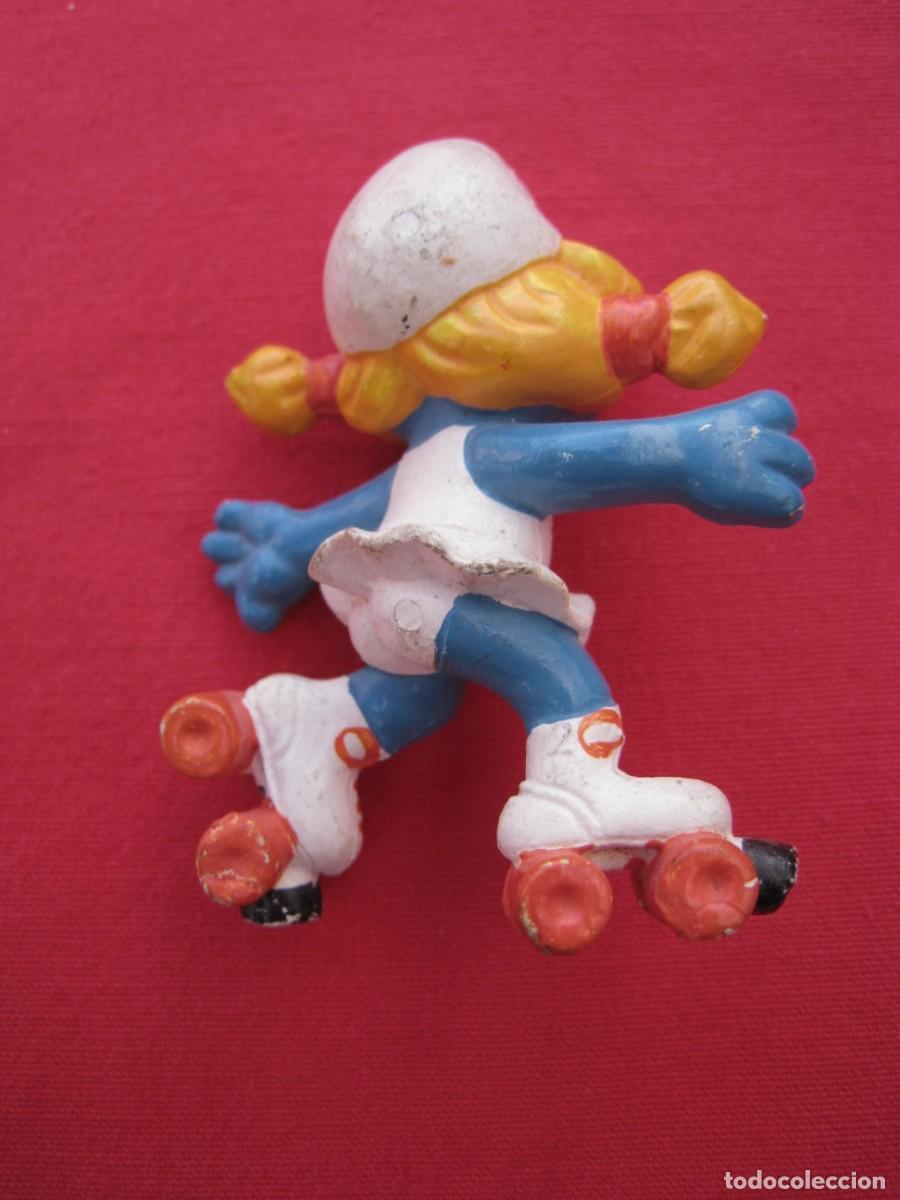 Figuras de goma y PVC: PITUFINA PATINADORA. - Foto 6