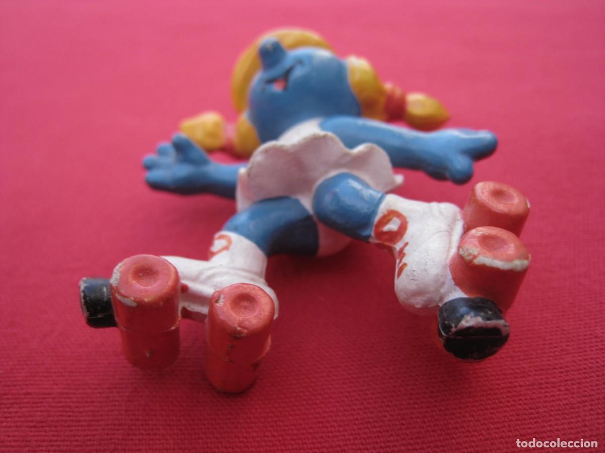 Figuras de goma y PVC: PITUFINA PATINADORA. - Foto 7