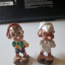 Figuras de Goma y PVC: 2 MUÑECOS FIGURA PVC CÓMICS SPAIN PINOCHO DISNEY, 1 A MEDIO PINTAR. ANTIGUA. SIN MARCAR SIN LICENCIA