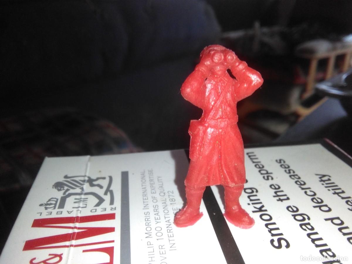 Figuras de goma y PVC: FIGURA DUNKIN - Foto 1