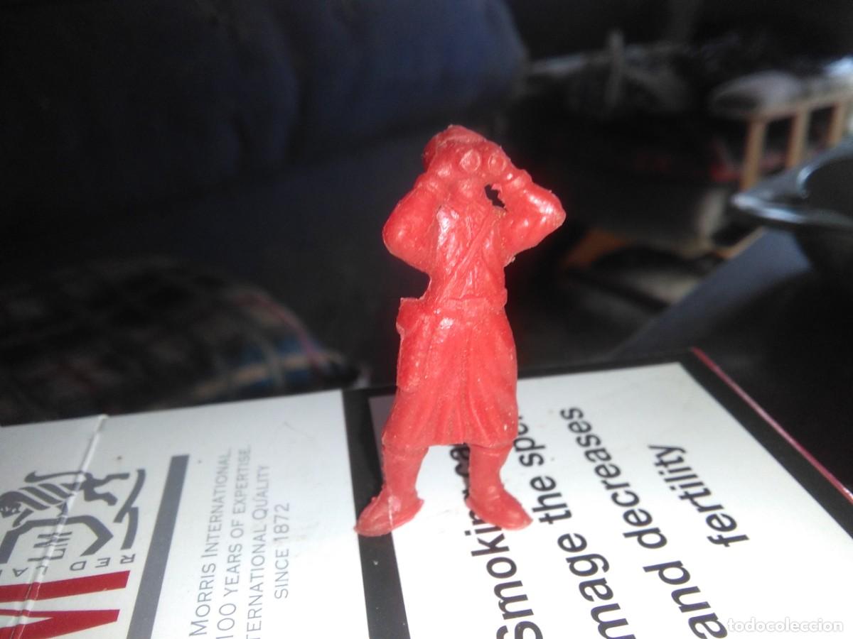Figuras de goma y PVC: FIGURA DUNKIN - Foto 1