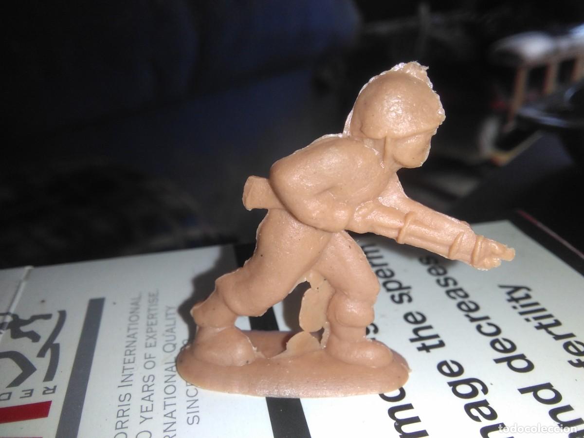 Figuras de goma y PVC: MONTAPLEX - Foto 1