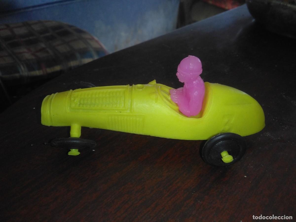 Figuras de goma y PVC: COCHE DE PLASTICO QUIOSCO(KIOSCO) - Foto 1