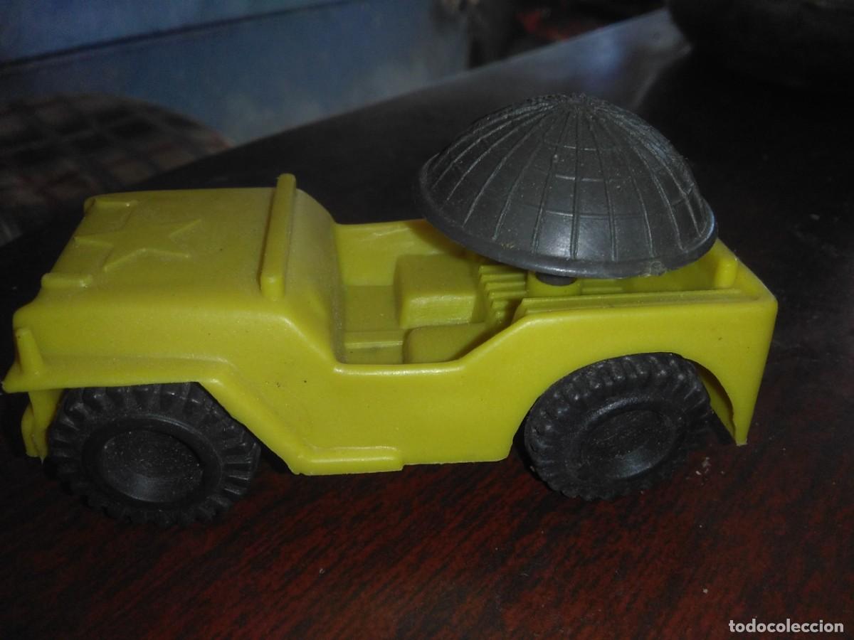Figuras de goma y PVC: COCHE DE PLASTICO QUIOSCO(KIOSCO) - Foto 1
