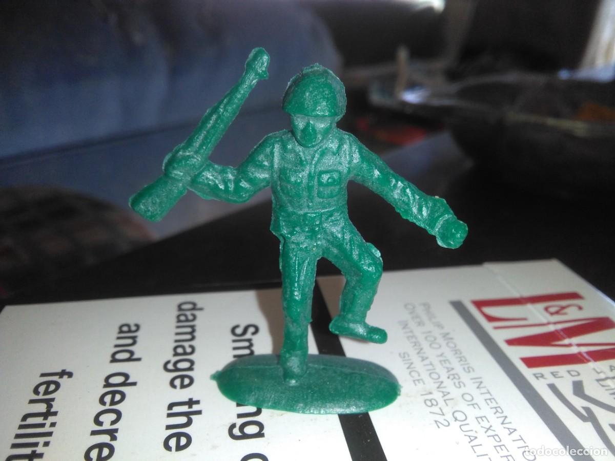 Figuras de goma y PVC: MONTAPLEX - Foto 1