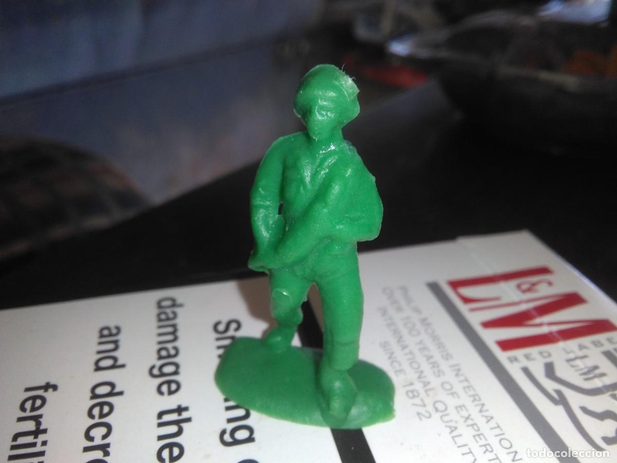 Figuras de goma y PVC: MONTAPLEX - Foto 1