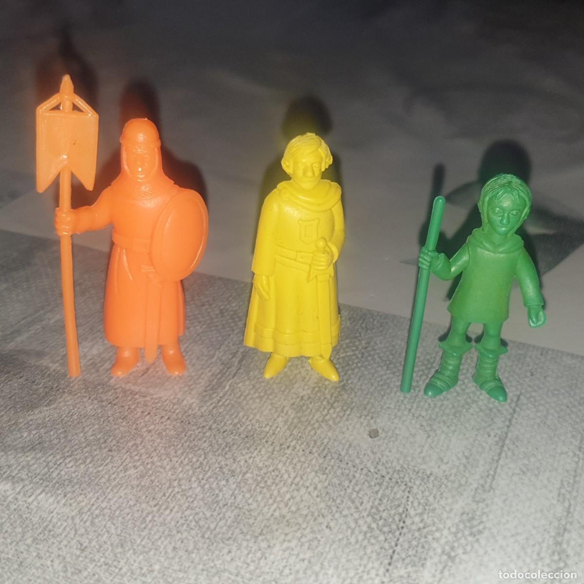 Figuras de goma y PVC: 3 FIGURAS SERIE DARTACAN - Foto 1