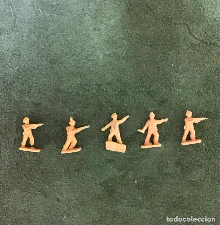 Figuras de goma y PVC: SOLDADOS MONTAPLEX - Foto 1