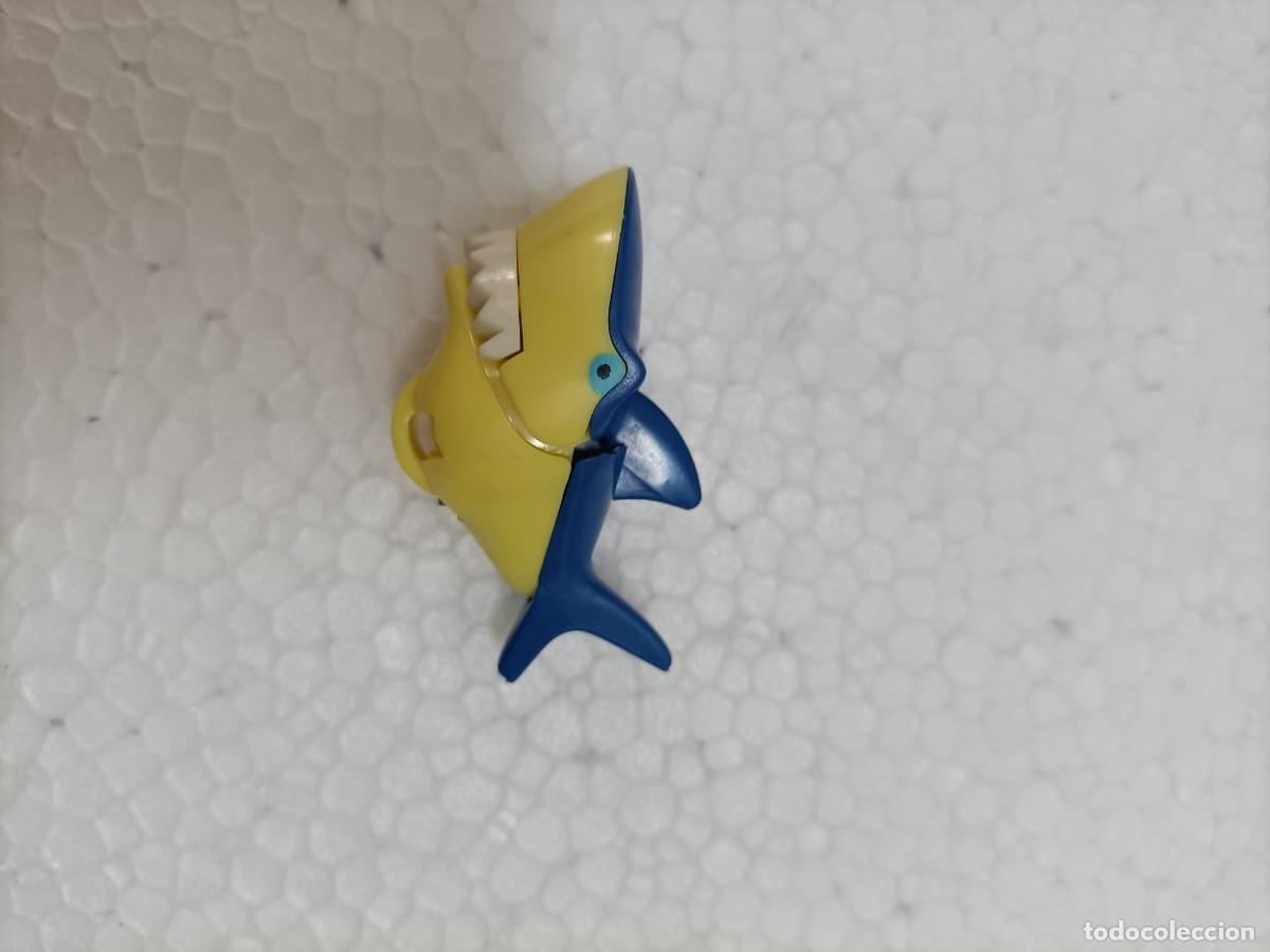 Kinder &Uuml;berraschung: kinder animal marino mar tiburon shark ruedas movil secundario