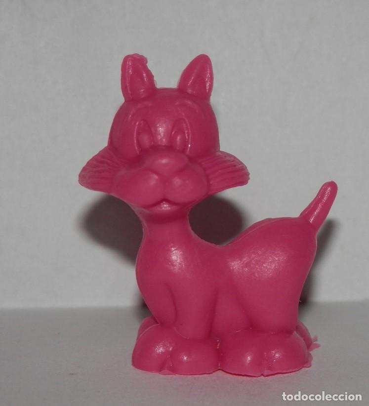 Figuras de goma y PVC: PEQUE&Ntilde;A FIGURA MONOCROMATICA - DUNKIN - Foto 1