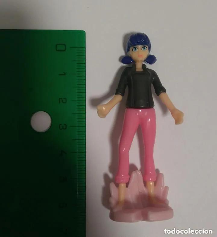 Figuras de Borracha e PVC: kinder lady bug miraculous mu&ntilde;eca miniatura mini figura figurita serie en