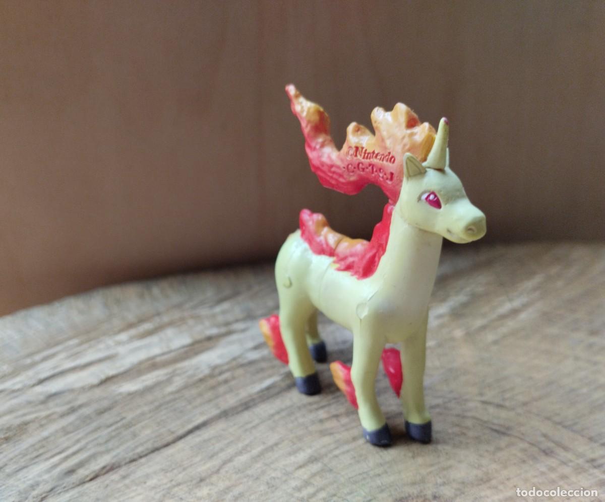 Figuras de goma y PVC: Figura Pok&eacute;mon Rapidash - Foto 3