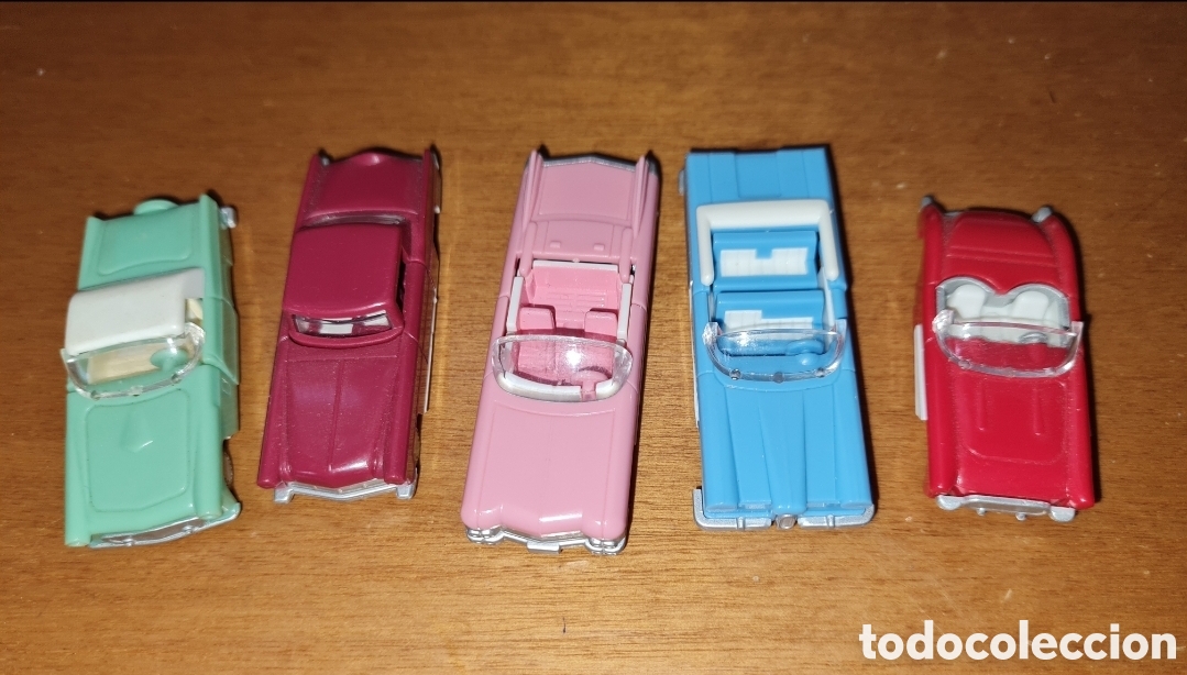 Kinder &Uuml;berraschung: Lote figuras kinder Ferrero antiguas coches mustang cl&aacute;sicos mu&ntilde;ecos colecci&oacute;n