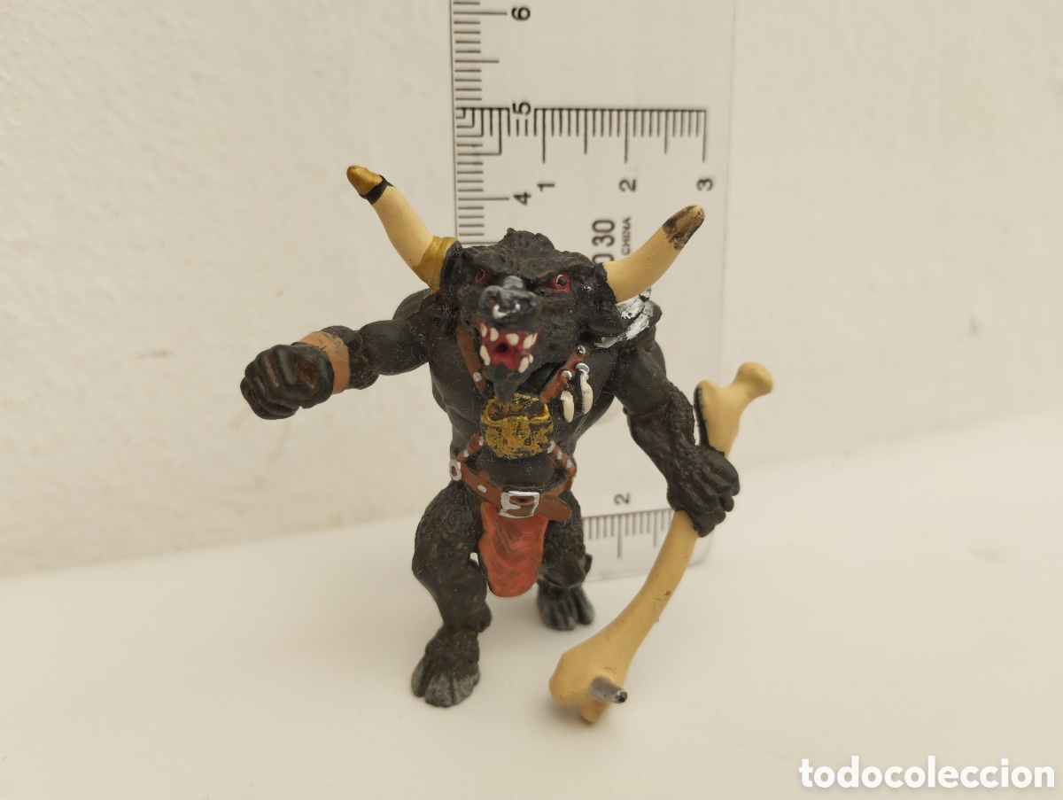 Figuras de Goma y PVC: Figura de minotauro feroz