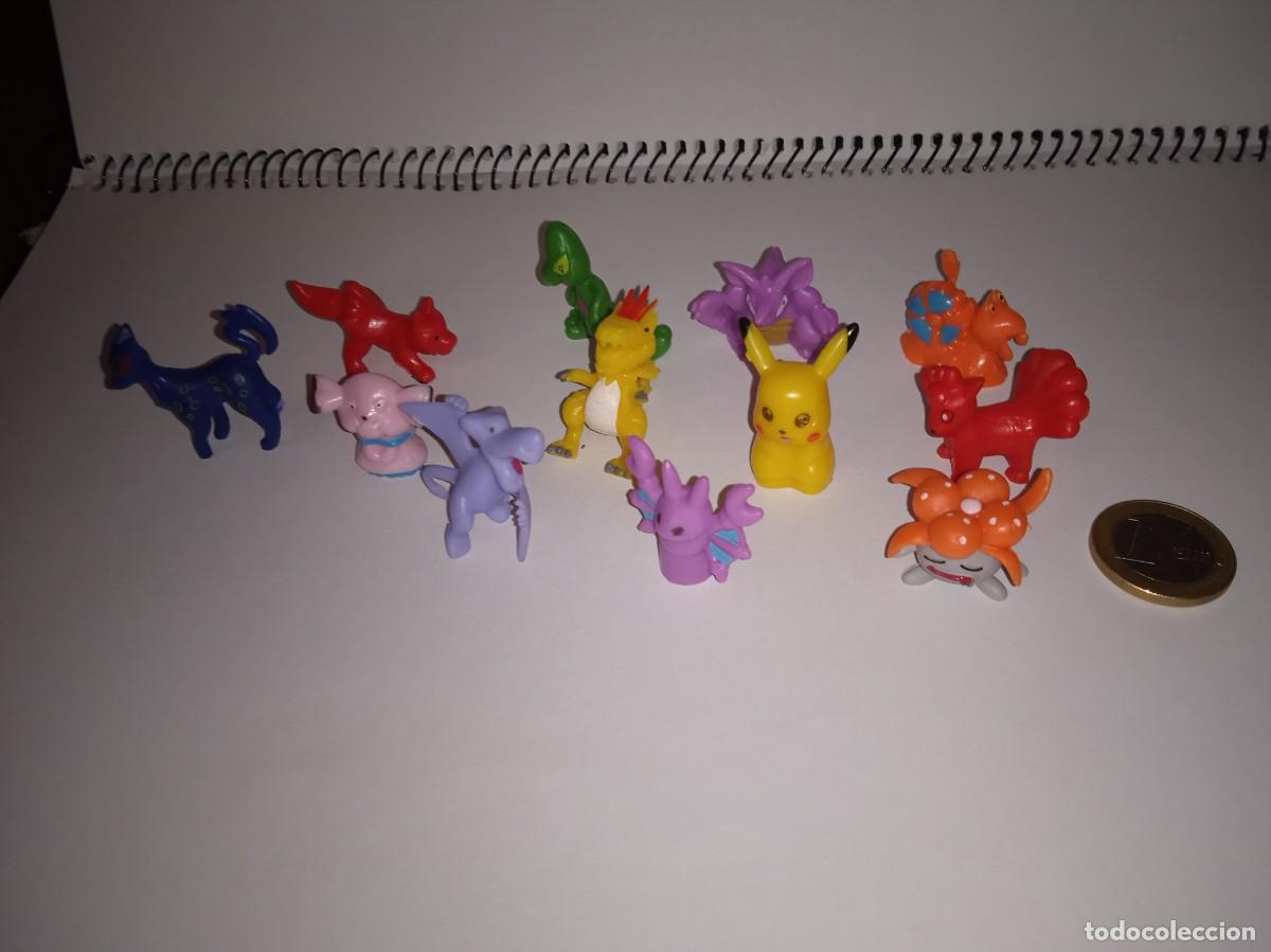 Figuras de goma y PVC: 12 FIGURAS POKEMON TIPO DUNKIN - Foto 1