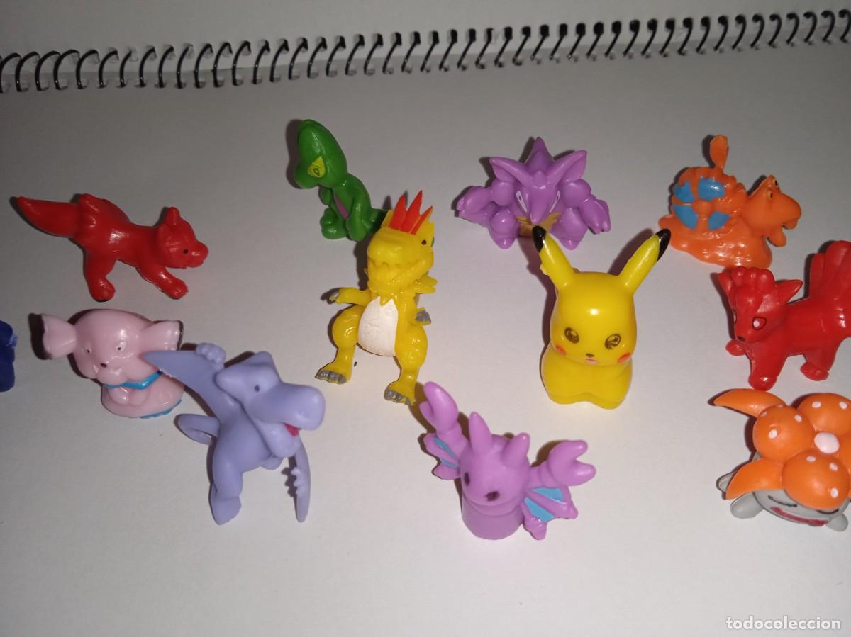 Figuras de goma y PVC: 12 FIGURAS POKEMON TIPO DUNKIN - Foto 3