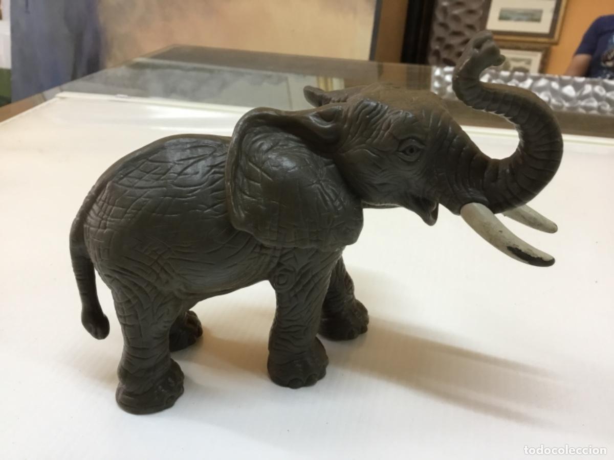Figuras de goma y PVC: Elefante 15 cent&iacute;metros aleman - Foto 1