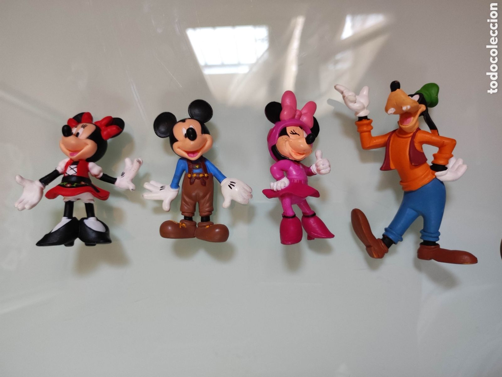 Figuras de goma y PVC: Lote Disney Bully Handpainted - Foto 1